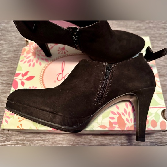 ♣️Jellypop “Corset” Booties♣️ - Picture 4 of 7